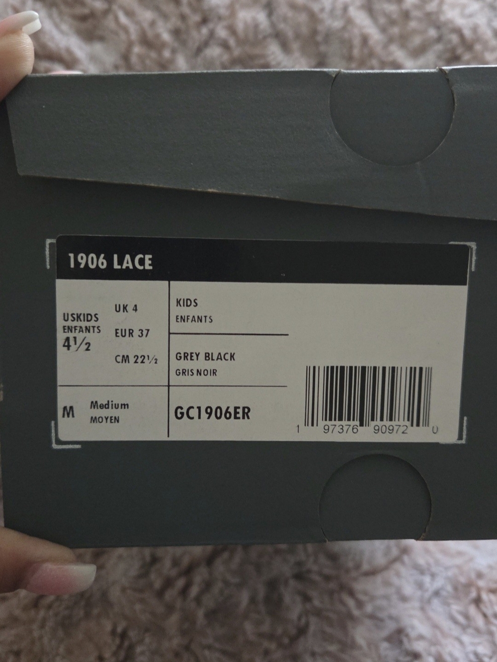 New Balance White and Black Athletic Lace-Up Trainers - Picture 7 of 7